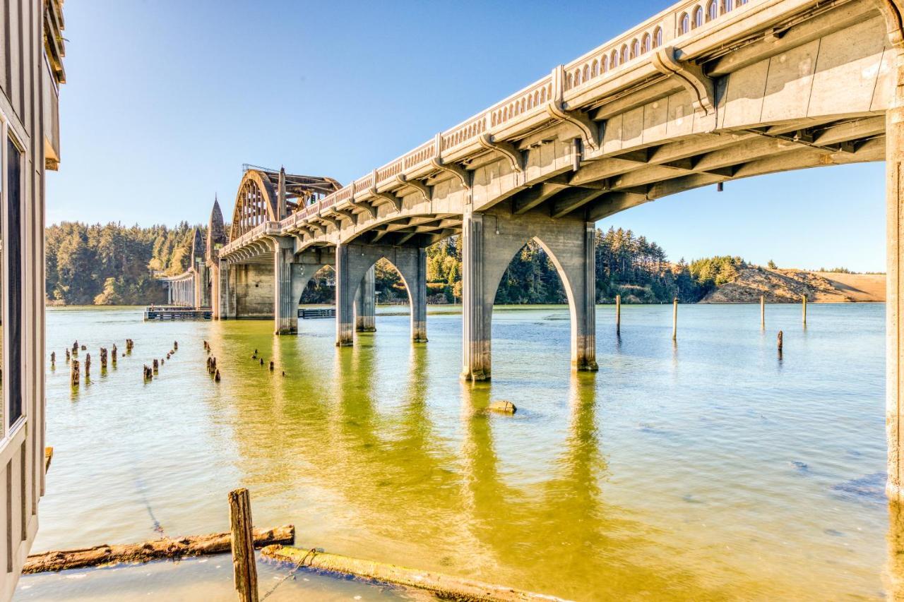 The Riverfront Florence Exterior foto